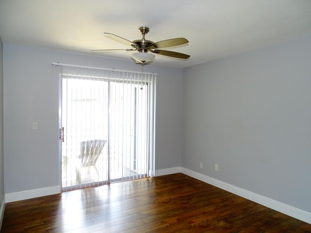 2200 Springdale Boulevard 316, Palm Springs, FL 33461