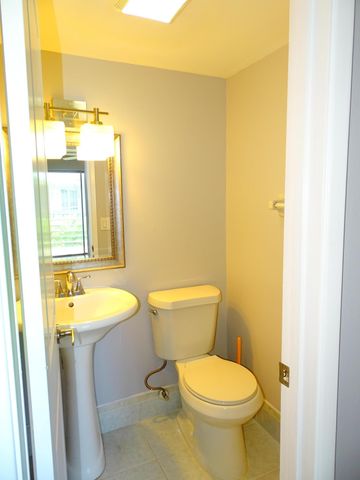 2200 Springdale Boulevard 316, Palm Springs, FL 33461