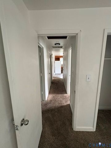56 St Marks St, Petersburg, VA 23803