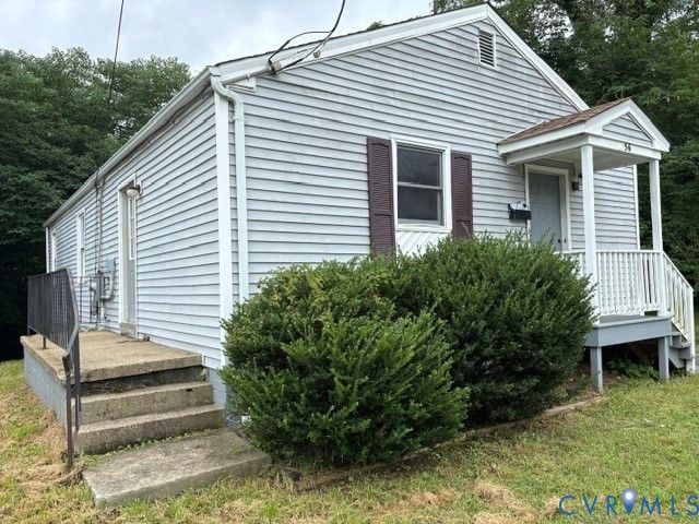 56 St Marks St, Petersburg, VA 23803