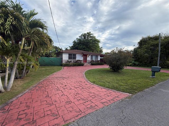6318 SW 27th St, Miami, FL 33155