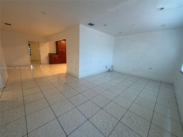 6318 SW 27th St, Miami, FL 33155
