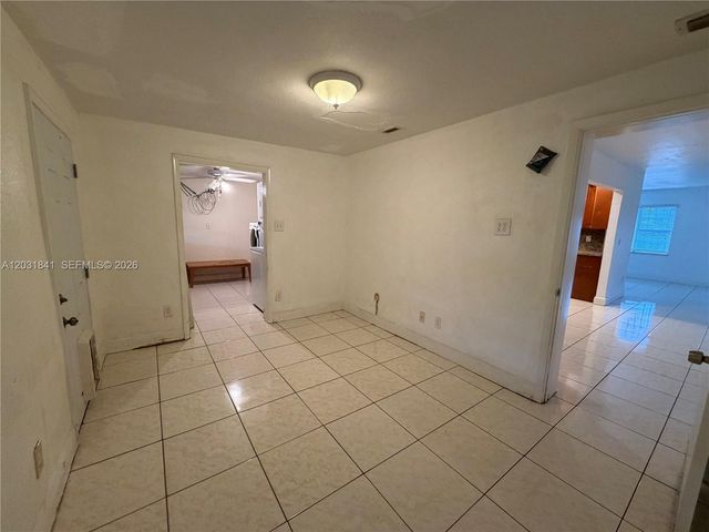 6318 SW 27th St, Miami, FL 33155