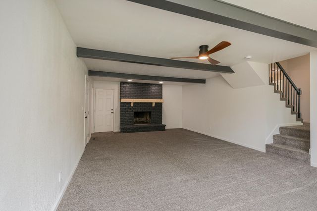 3311 S Graystone Place, Springfield, MO 65804