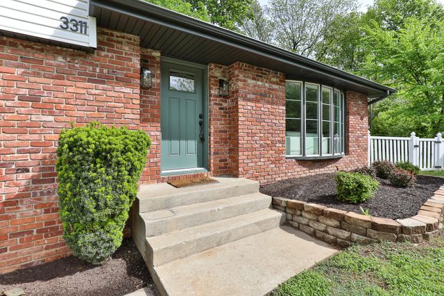 3311 S Graystone Place, Springfield, MO 65804