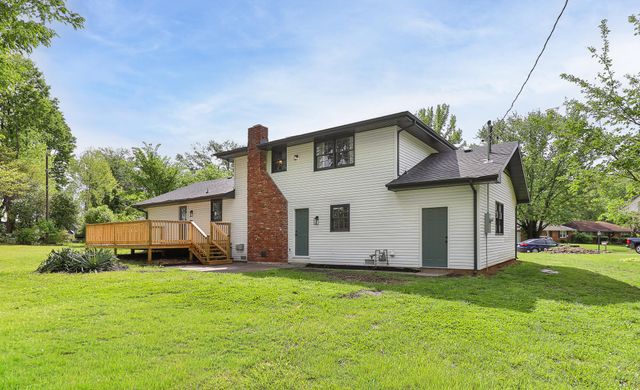 3311 S Graystone Place, Springfield, MO 65804