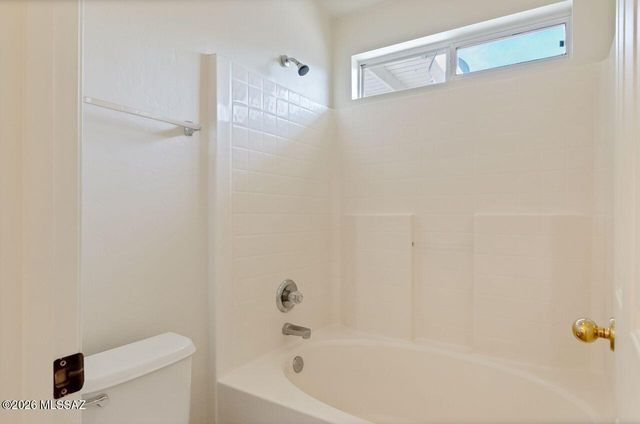 9766 E Paseo San Ardo, Tucson, AZ 85747