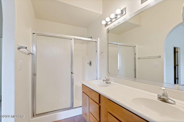 9766 E Paseo San Ardo, Tucson, AZ 85747