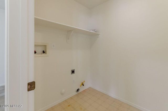 9766 E Paseo San Ardo, Tucson, AZ 85747