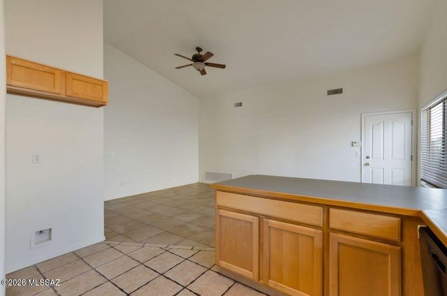 9766 E Paseo San Ardo, Tucson, AZ 85747