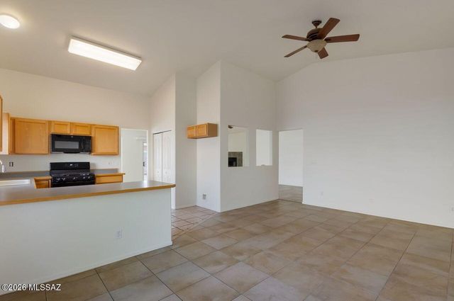 9766 E Paseo San Ardo, Tucson, AZ 85747