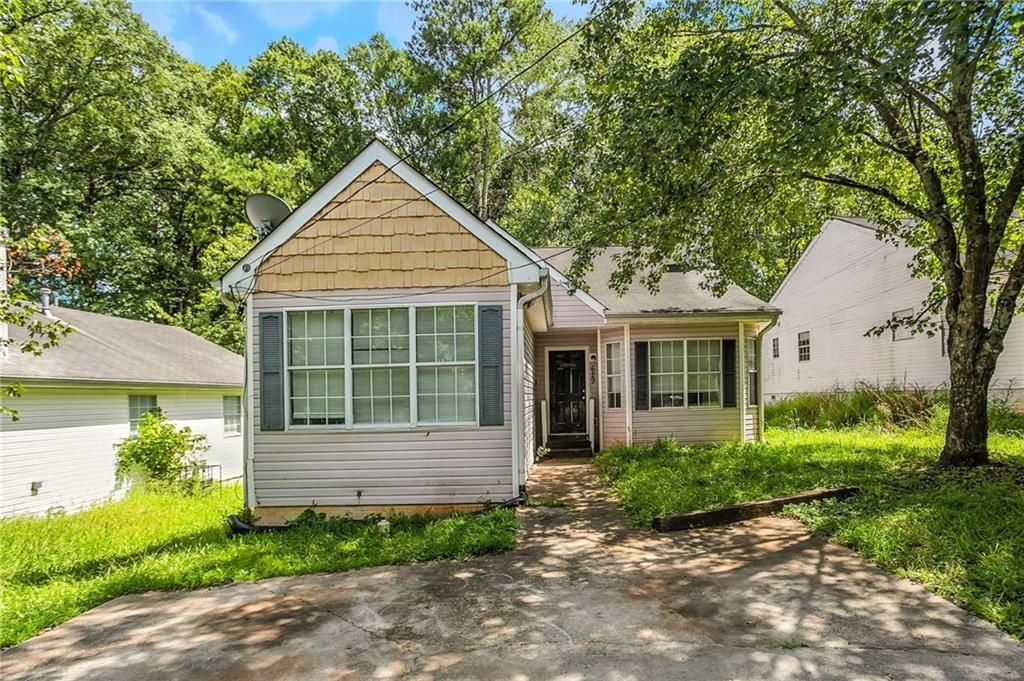 629 Sandys SE Lane, Atlanta, GA 30354