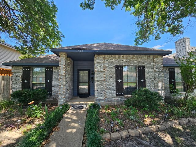 1728 Windmire Drive, Mesquite, TX 75181
