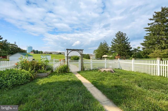 155 S MAIN ST, Shrewsbury, PA 17361