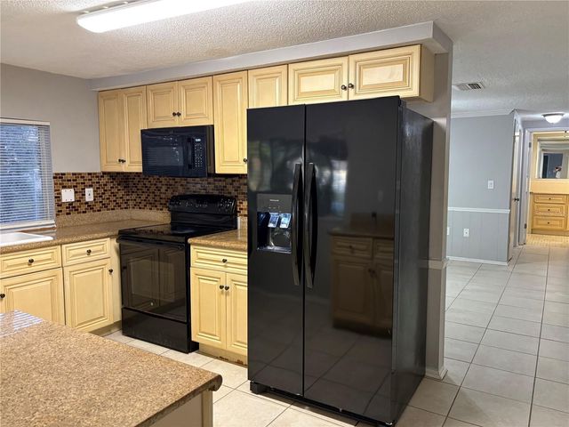8701 LINCOLNSHIRE DRIVE, Hudson, FL 34667