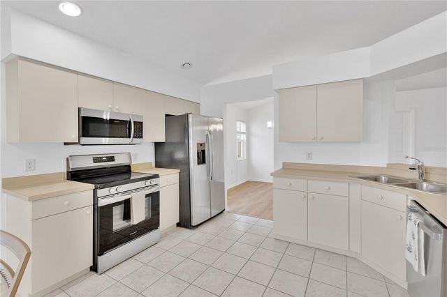 2175 STONEY POINTE DRIVE, Lakeland, FL 33813