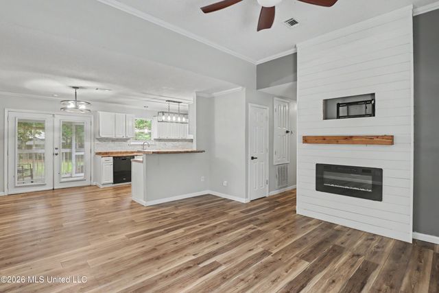 1337 Gum Street, Ocean Springs, MS 39564