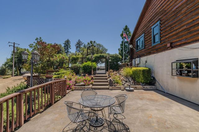 19970 Dawn Rdg, Jackson, CA 95642