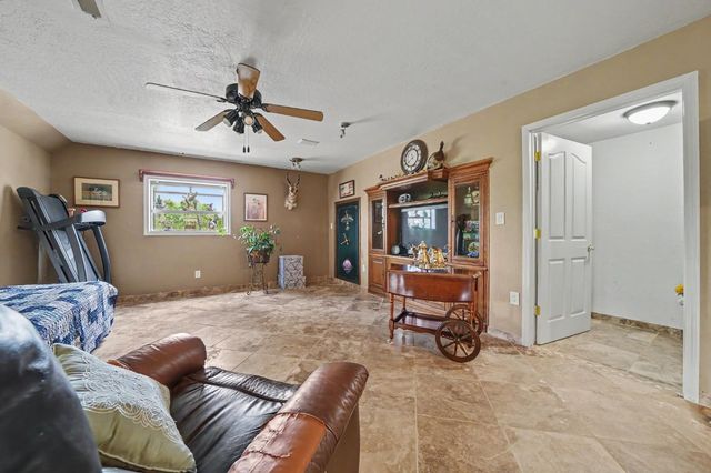 19970 Dawn Rdg, Jackson, CA 95642