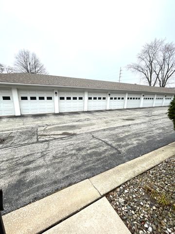 2741 Georgetowne Drive A1, Highland, IN 46322