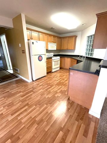 2741 Georgetowne Drive A1, Highland, IN 46322