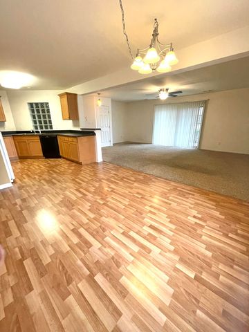 2741 Georgetowne Drive A1, Highland, IN 46322