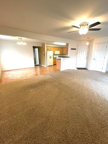 2741 Georgetowne Drive A1, Highland, IN 46322