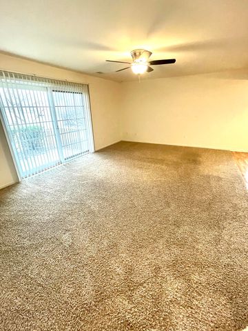 2741 Georgetowne Drive A1, Highland, IN 46322