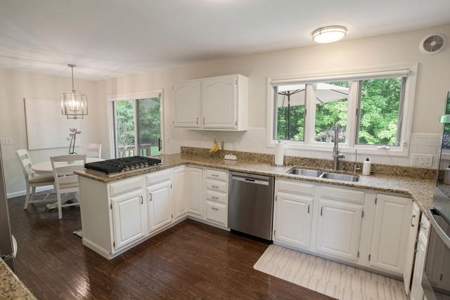 6985 Springcrest Court, Clarkston, MI 48346
