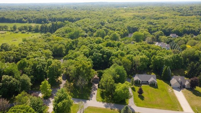 6985 Springcrest Court, Clarkston, MI 48346