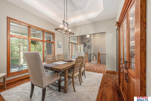 17745 Pioneer Trail, Plattsmouth, NE 68048