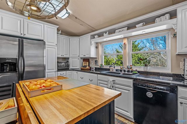 1816 Adamsburg Road E, Fort Payne, AL 35967