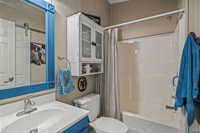 1816 Adamsburg Road E, Fort Payne, AL 35967