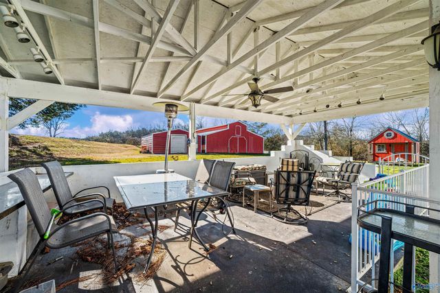 1816 Adamsburg Road E, Fort Payne, AL 35967