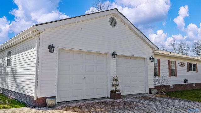 1816 Adamsburg Road E, Fort Payne, AL 35967