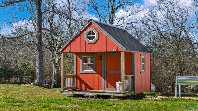 1816 Adamsburg Road E, Fort Payne, AL 35967