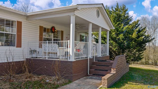 1816 Adamsburg Road E, Fort Payne, AL 35967