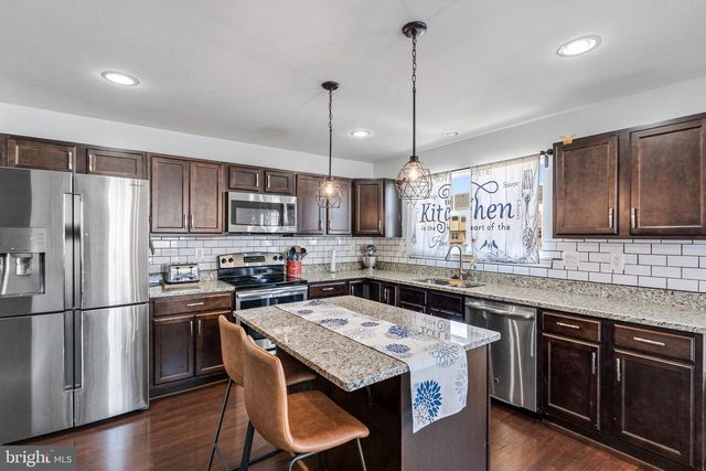 18437 CONGRESSIONAL CIR, Ruther Glen, VA 22546