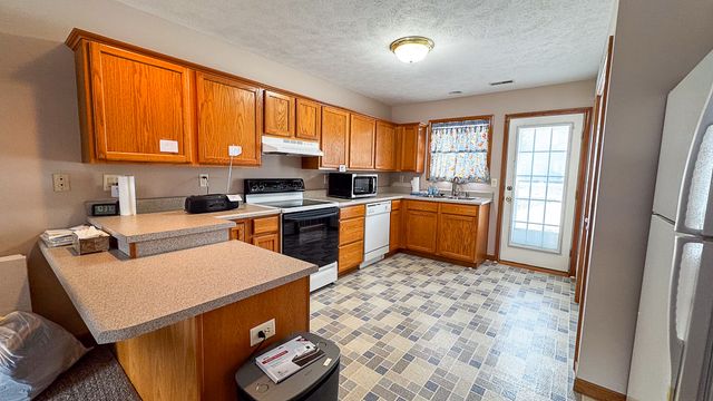 1313 Inglewood Circle 0, Bloomington, IL 61704