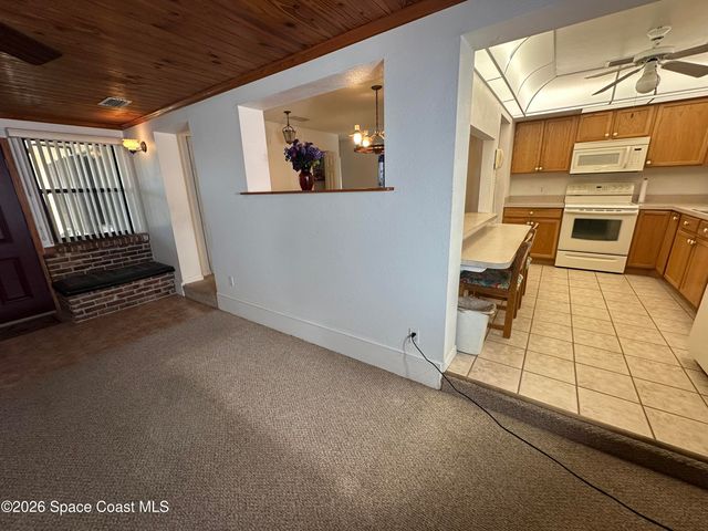 995 Botany Lane, Rockledge, FL 32955