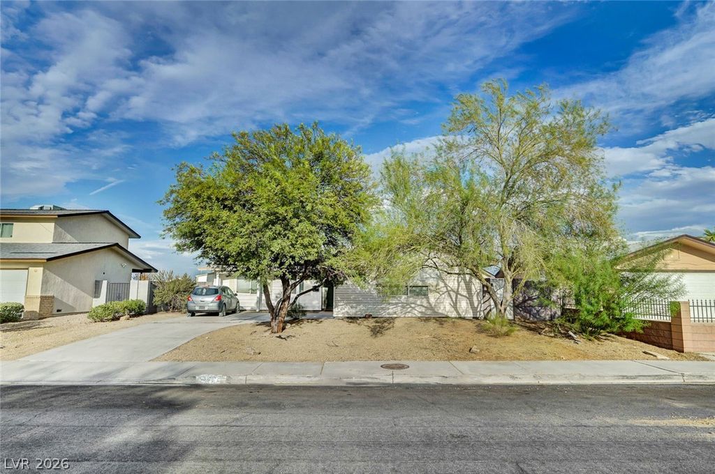 329 Santa Fe Street, Las Vegas, NV 89145 — photo 3