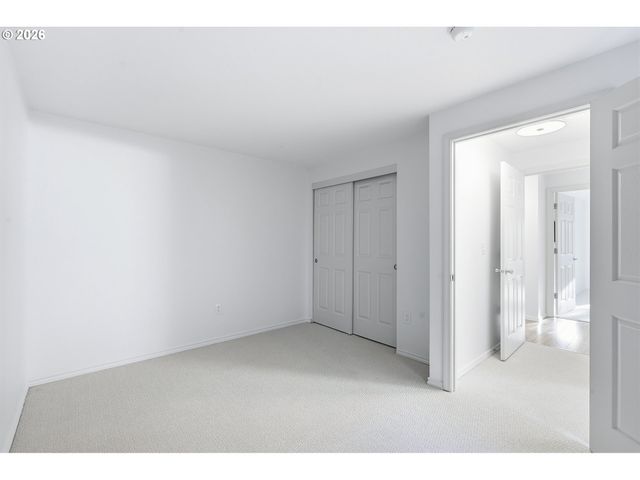 17602 Nw SPRINGVILLE Rd C-7, Portland, OR 97229