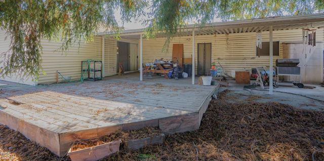 416 W Stewart Avenue, Medford, OR 97501