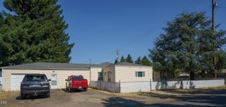 416 W Stewart Avenue, Medford, OR 97501