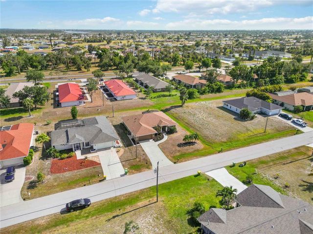 113 MARK TWAIN LANE, Rotonda West, FL 33947