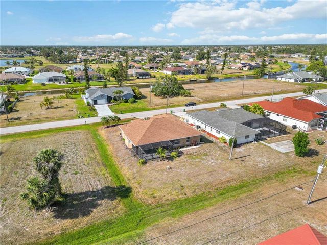 113 MARK TWAIN LANE, Rotonda West, FL 33947