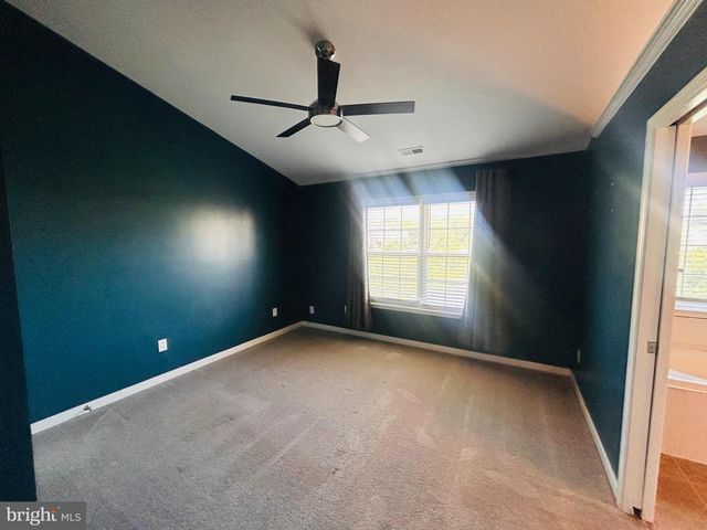 400 MUNSONS HILL CT, Stafford, VA 22554