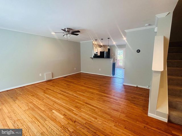400 MUNSONS HILL CT, Stafford, VA 22554