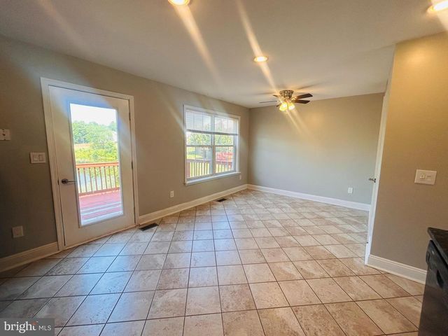 400 MUNSONS HILL CT, Stafford, VA 22554