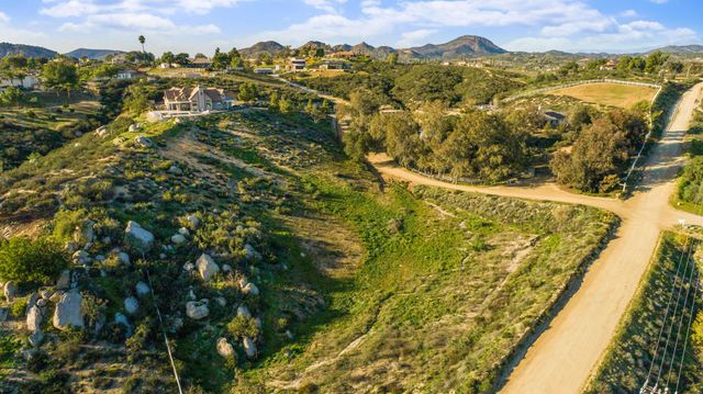 38975 Vista Dawn Court, Temecula, CA 92592